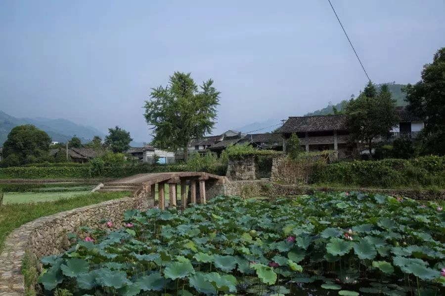 中國(guó)古建筑，千年古村不會(huì)消失但卻只剩下老房