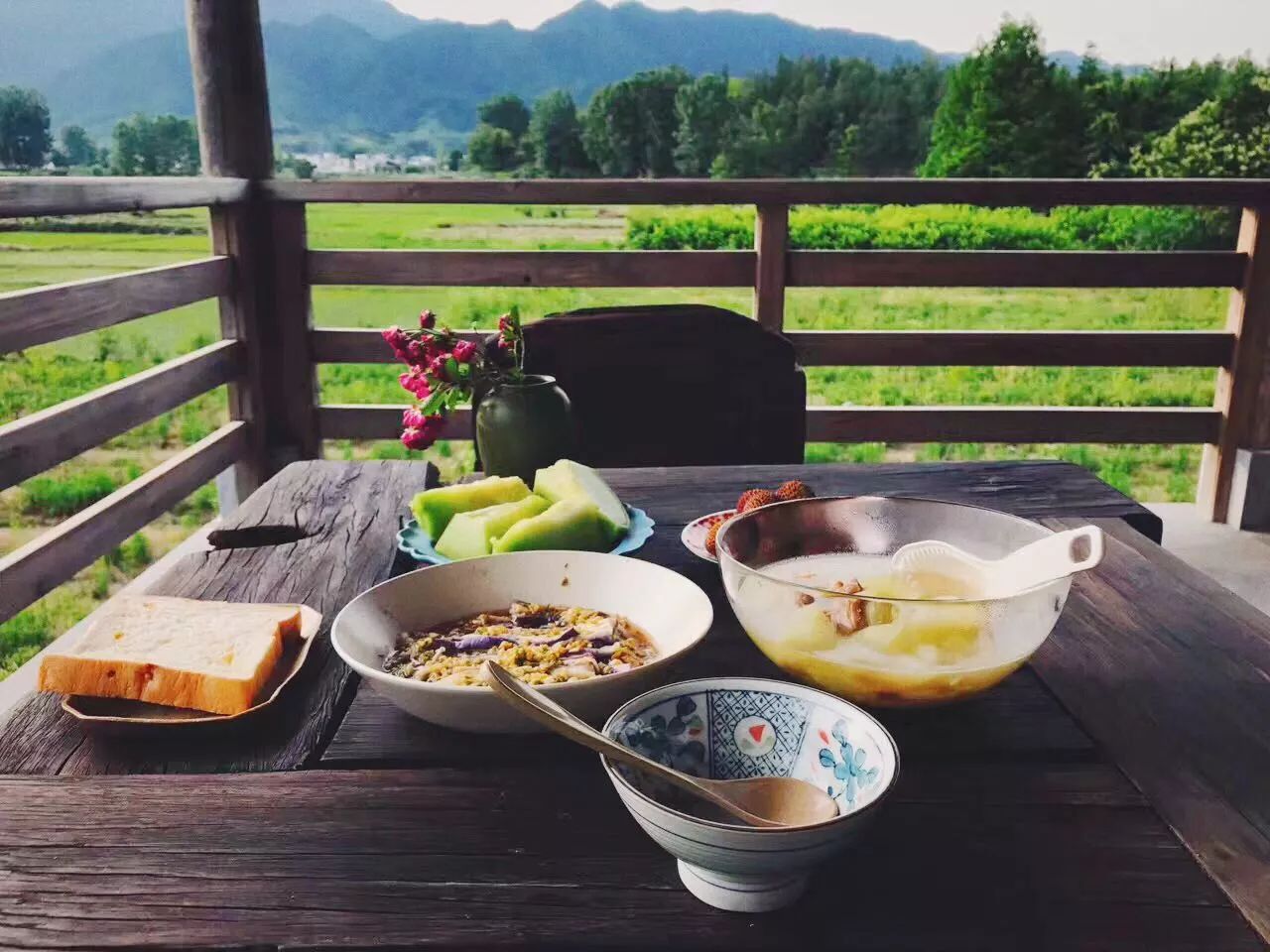 黃山·東田別野，日出而作日落而息的時光野