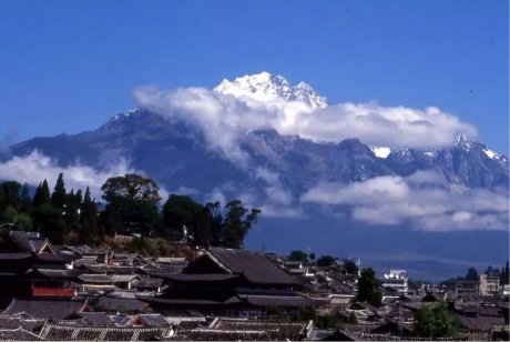 束河桃花塢，在茶馬古道浮生清閑陪父母慢慢變