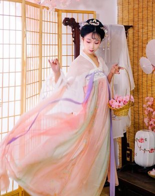 繡花印花齊胸襦裙，原創(chuàng)漢服美女圖片