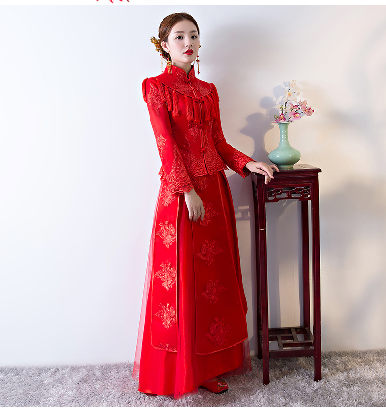 精致蕾絲花紋中式禮服，新娘結(jié)婚禮服