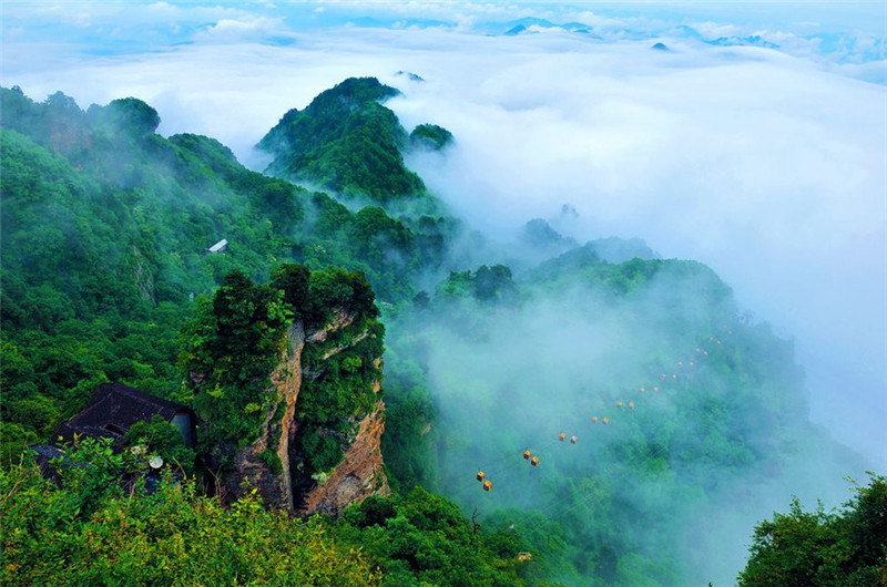 夏日的五岳之冠武當(dāng)山