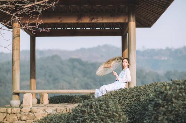 古裝女子人像攝影，白衣女子攝影照片