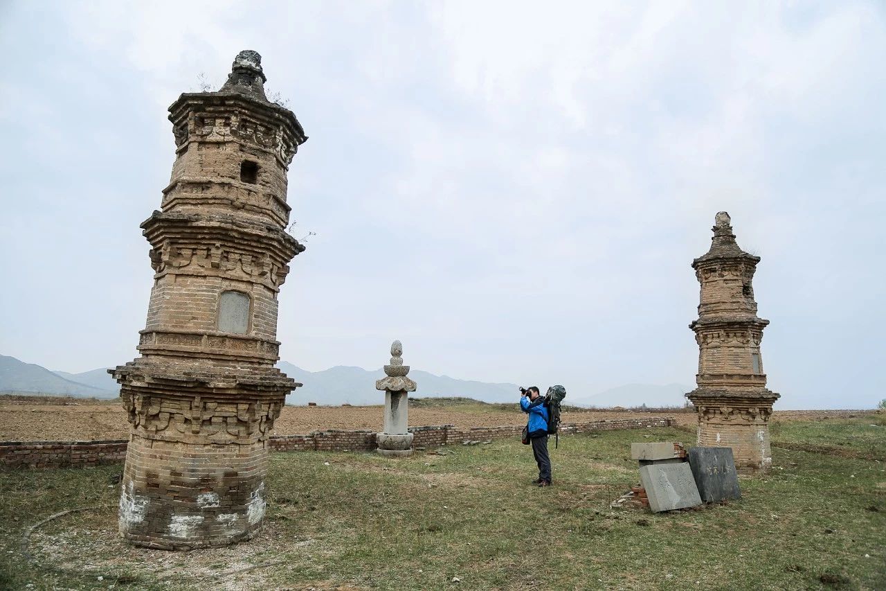 用繪畫記錄寺廟建筑：愛上了山西的古建筑